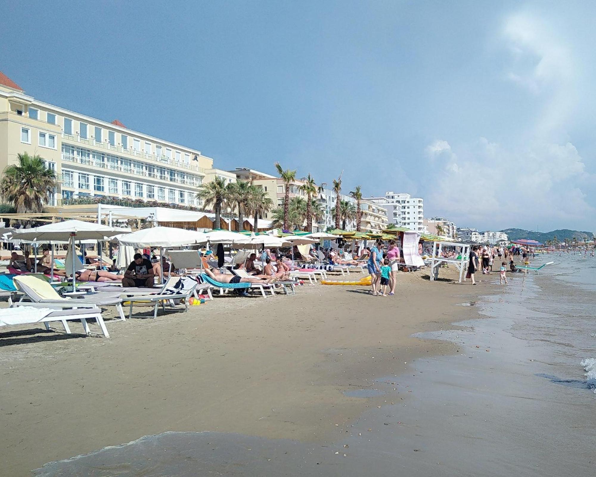 Coastal Apartment Durres Exterior photo